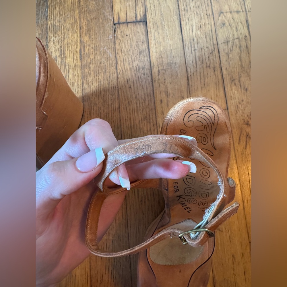 70s Vintage Wooden Wonder Wedge w Clear Vamp and Painted Details Sz 7 - Picture 7 of 13